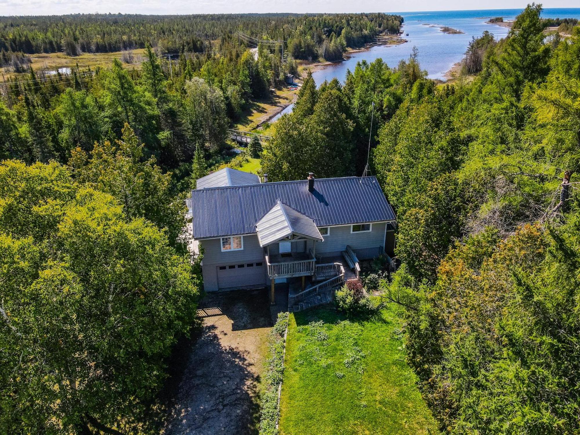 Kayak Cove - Tobermory Villa Exterior photo